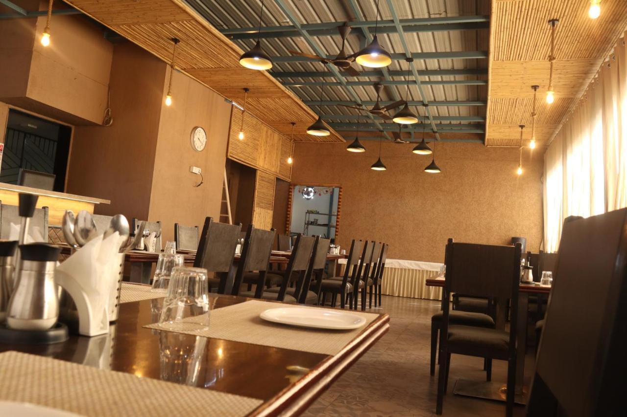 Hotel Grand Ecotel, Aurangabad Экстерьер фото