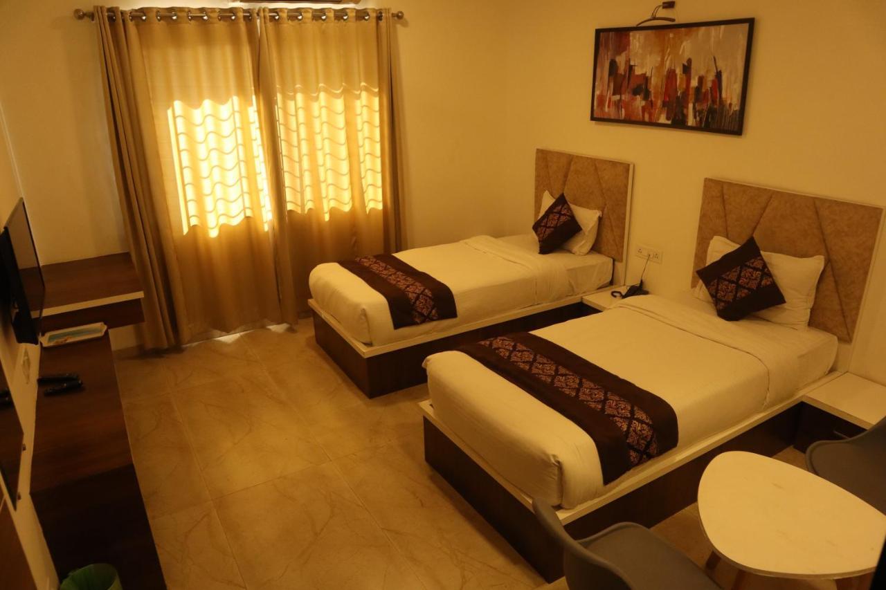 Hotel Grand Ecotel, Aurangabad Экстерьер фото