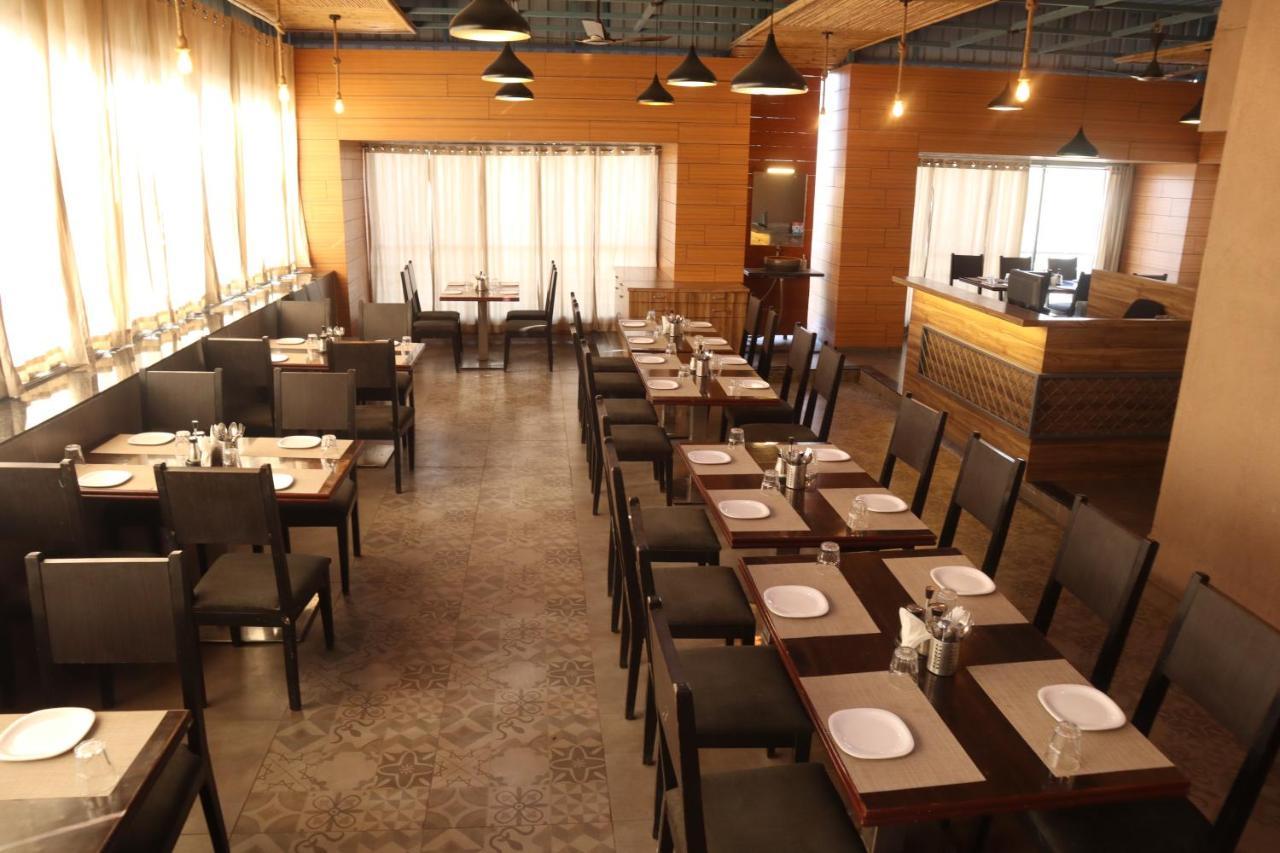Hotel Grand Ecotel, Aurangabad Экстерьер фото